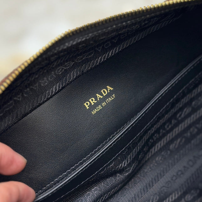 MESSENGER BAG 22 IN BLACK AND BROWN EMBROIDERED FABRIC GOLD HARDWARE