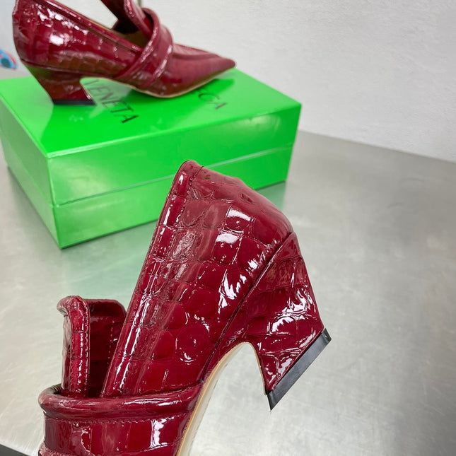 HIGH PUMP 35 MM IN SCARLET RED PATENT CALFSKIN