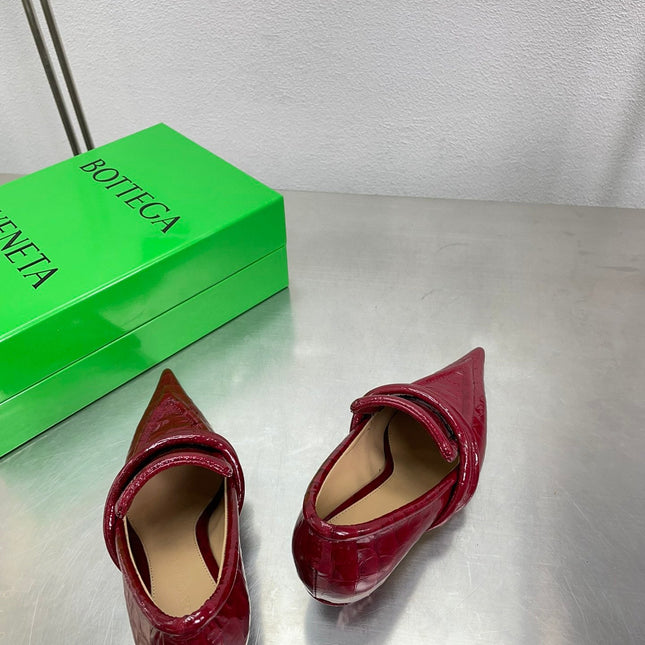 HIGH PUMP 35 MM IN SCARLET RED PATENT CALFSKIN