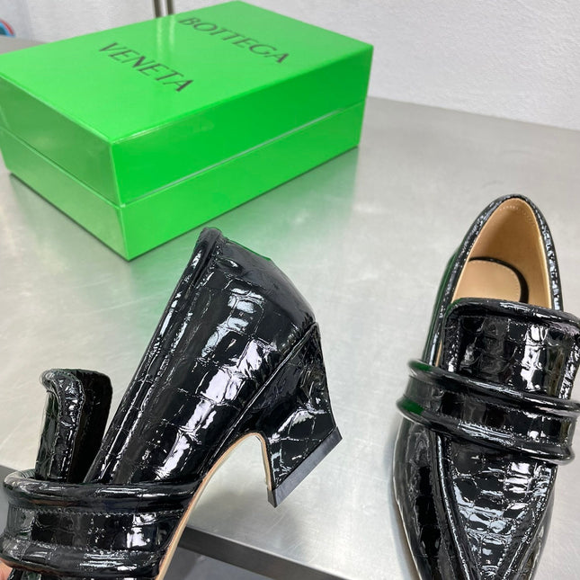 HIGH PUMP 35 MM IN BLACK PATENT CALFSKIN