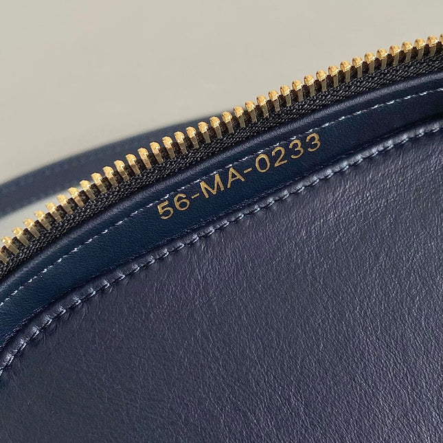 SIGNATURE VANITY 16 IN BLUE OBLIQUE JACQUARD