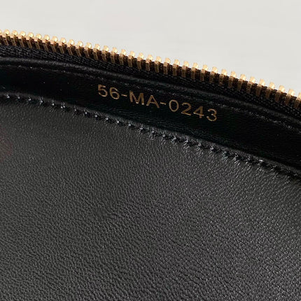 SIGNATURE VANITY 16 IN BLACK LAMBSKIN