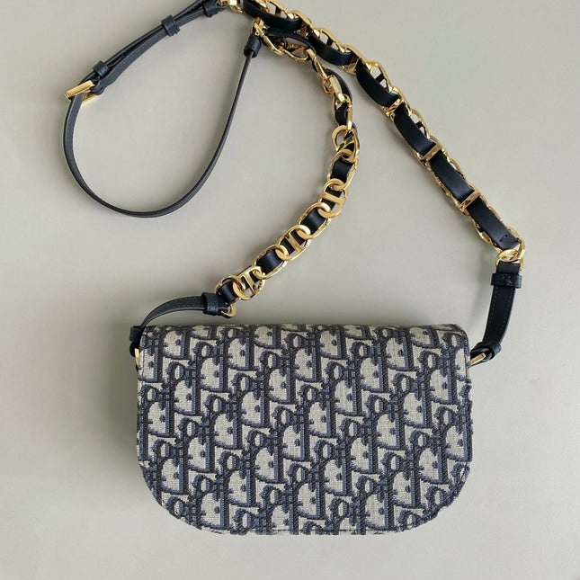 SIGNATURE HOBO 21 BAG IN BLUE OBLIQUE JACQUARD