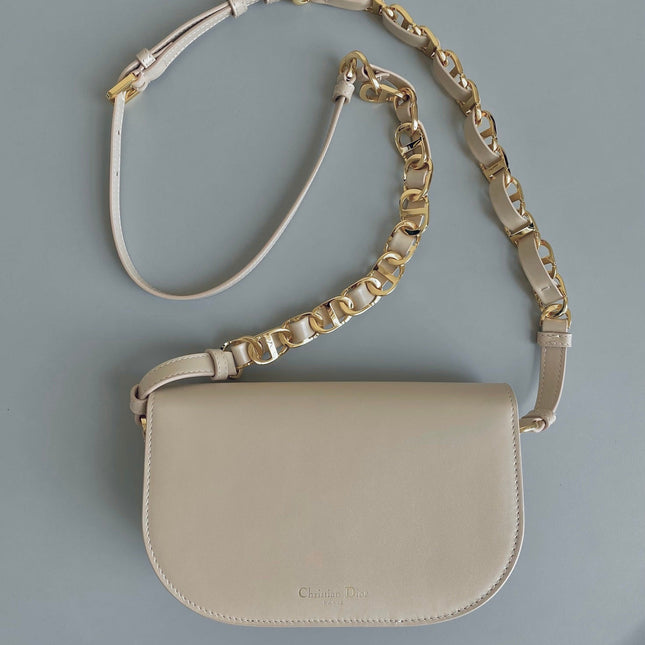 SIGNATURE HOBO 21 BAG IN BEIGE CALFSKIN