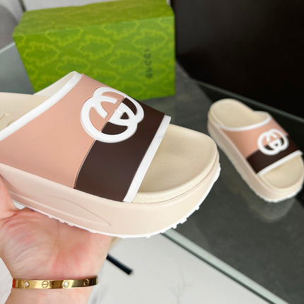 INTERLOCKING G SLIDE SANDAL IN WHITE CREAM MIX COLORFUL IMPORTED TPU