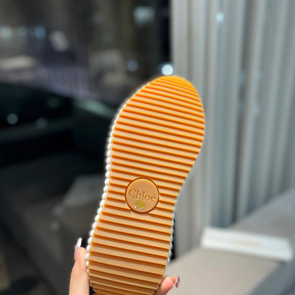 NAMA SNEAKER IN WHITE LAMBSKIN AND TAN BROWN SUEDE