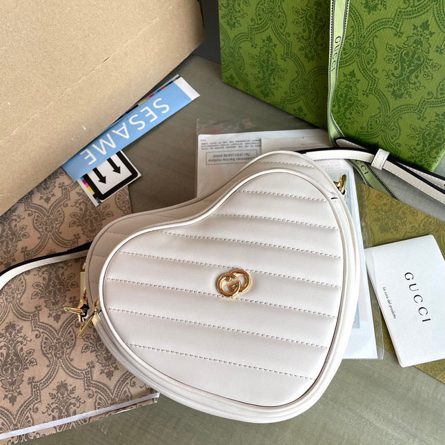 MARMONT HEART BAG 20 IN WHITE CALFSKIN GOLD HARDWARE