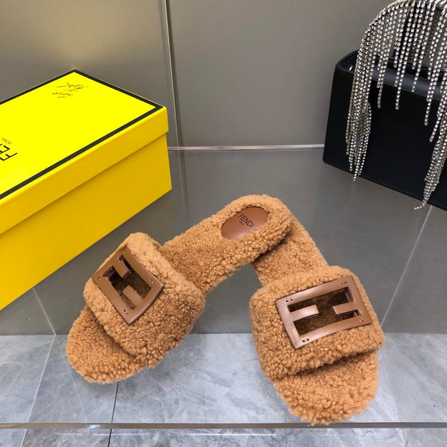 FENDI BAGUETTE SLIDE SLIPPERS IN CINNAMON BROWN WOOL