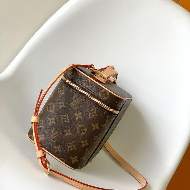 NICE BB 24 TOILETRY POUCH