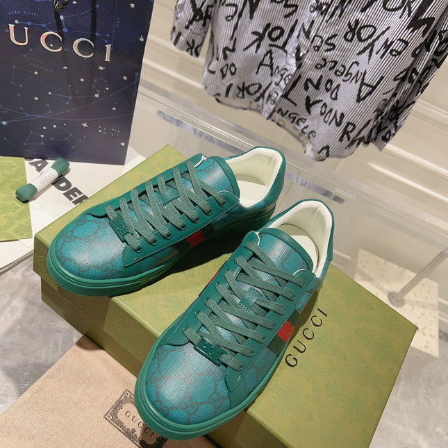 GG ACE GG SUPREME TRAINER OCEAN CALFSKIN