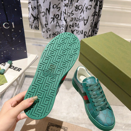 GG ACE GG SUPREME TRAINER OCEAN CALFSKIN