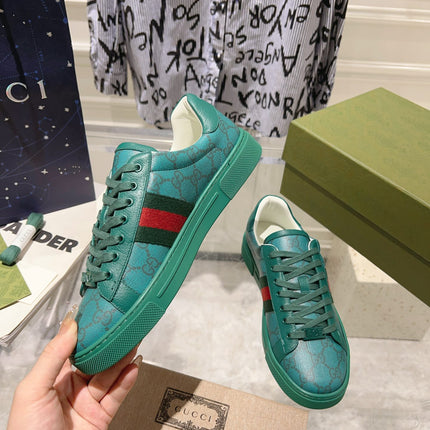 GG ACE GG SUPREME TRAINER OCEAN CALFSKIN