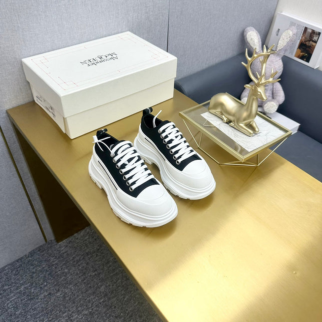 TREAD SLICK LACE UP SNEAKERS IN BLACK CANVAS WHITE  RUBBER SOLE