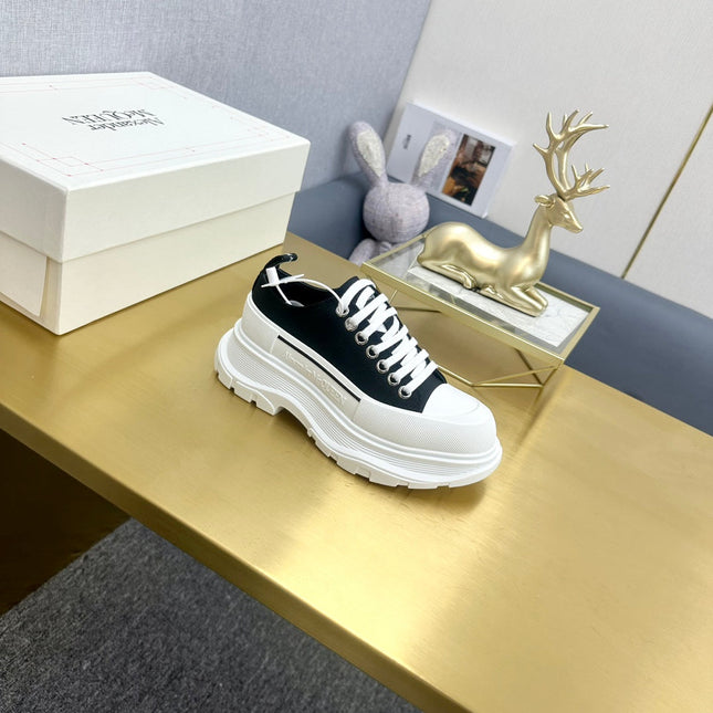 TREAD SLICK LACE UP SNEAKERS IN BLACK CANVAS WHITE  RUBBER SOLE