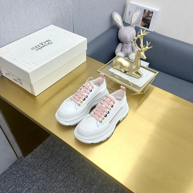 TREAD SLICK LACE UP SNEAKERS WHITE CANVAS PINK LACES MULTICOLOUR EYELETS