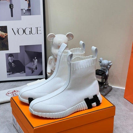 H FUN CLASSIC SNEAKER STYLISH WHITE FABRIC