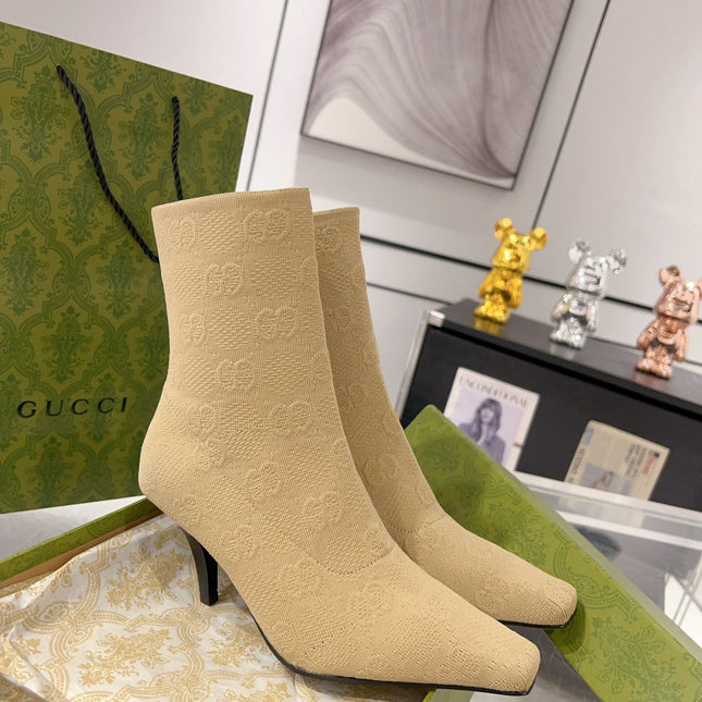 ANKLE BOOTS IN BEIGE KNITTED FABRIC