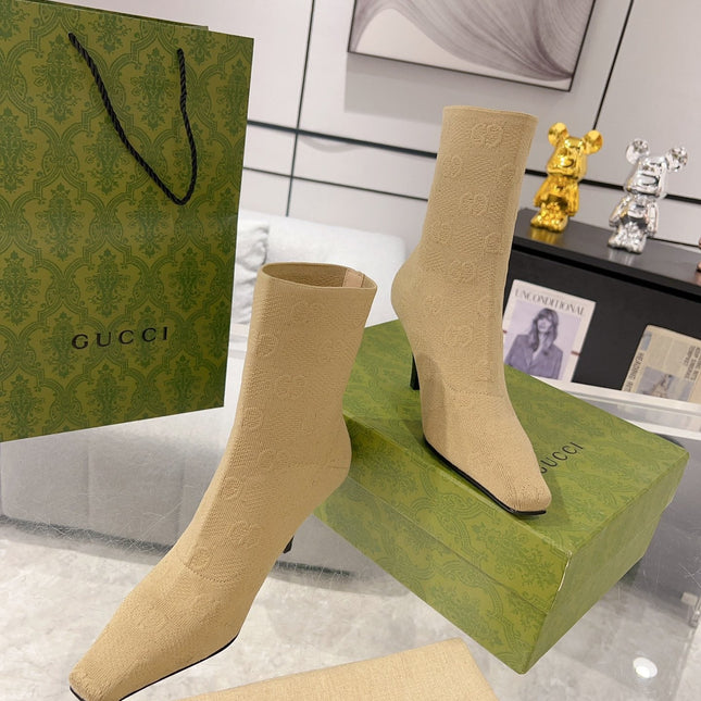 ANKLE BOOTS IN BEIGE KNITTED FABRIC