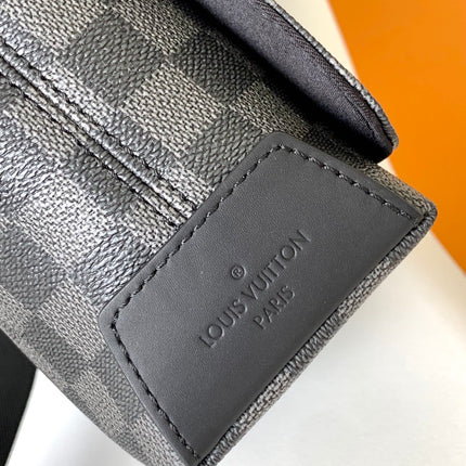 LV 25S SMALL DISTRICT CROSSBODY BAG 25 IN BLACK DAMIER GRAPHITE CANVAS AND CALFSKIN