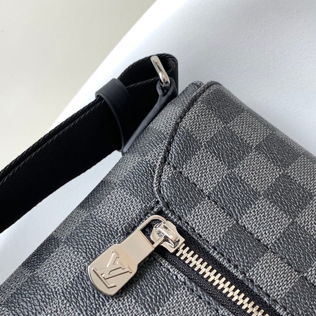 LV 25S SMALL DISTRICT CROSSBODY BAG 31 IN BLACK DAMIER GRAPHITE CANVAS AND CALFSKIN