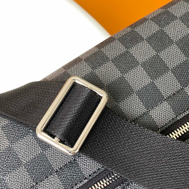 LV 25S SMALL DISTRICT CROSSBODY BAG 31 IN BLACK DAMIER GRAPHITE CANVAS AND CALFSKIN