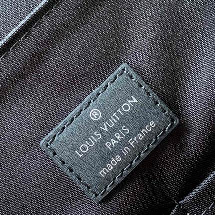 LV 25S SMALL DISTRICT CROSSBODY BAG 31 IN BLACK DAMIER GRAPHITE CANVAS AND CALFSKIN