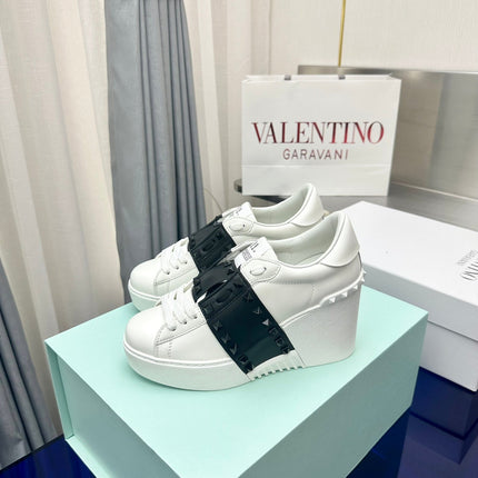 FLATFORM ROCKSTUD UNTITLED SNEAKER IN WHITE MIX BLACK CALFSKIN