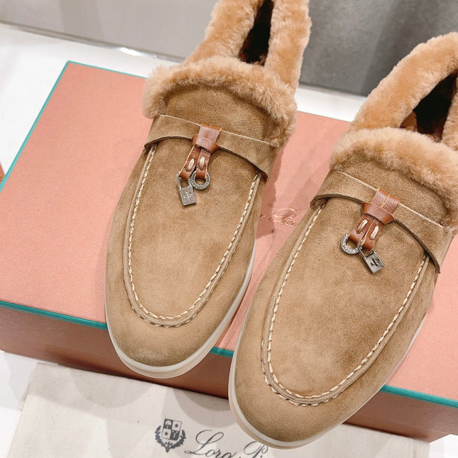 LP SUMMER CHARMS WALK LOAFERS TAWNY FLEECE