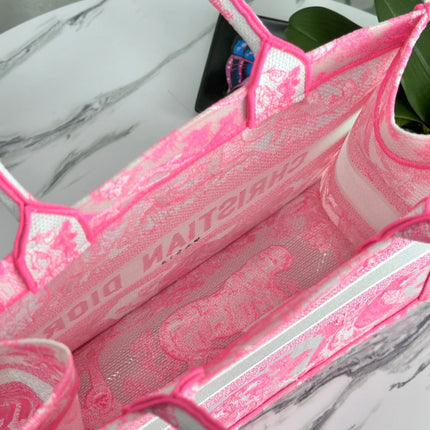 MEDIUM BOOK TOTE 37 CANDY PINK MACROCANNAGE EMBROIDERY