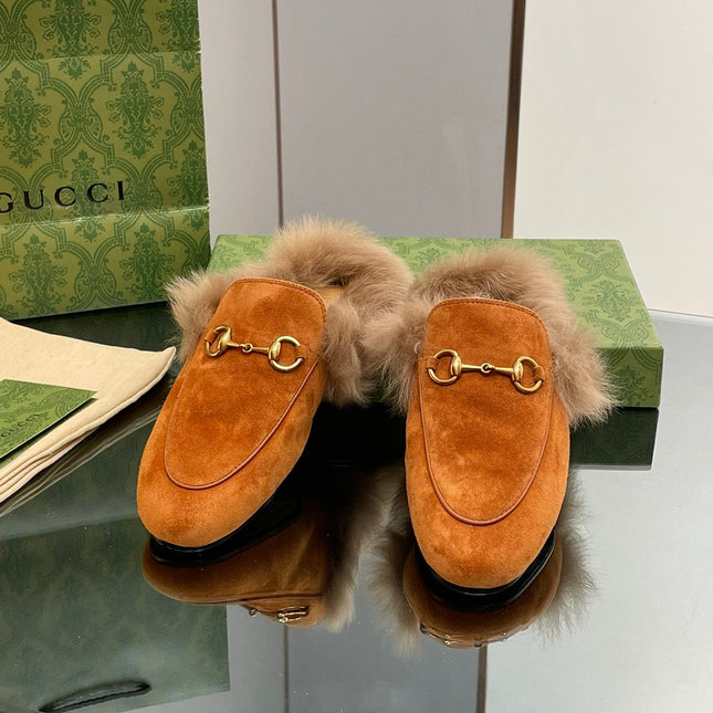 HORSEBIT MULE IN BRONZE ORANGE SUEDE AND LAMB WOOL LINING