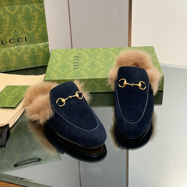 HORSEBIT MULE IN NAVY BLUE SUEDE AND LAMB WOOL LINING