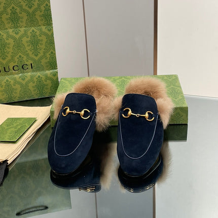 HORSEBIT MULE IN NAVY BLUE SUEDE AND LAMB WOOL LINING