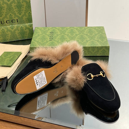 HORSEBIT MULE IN BLACK SUEDE AND LAMB WOOL LINING