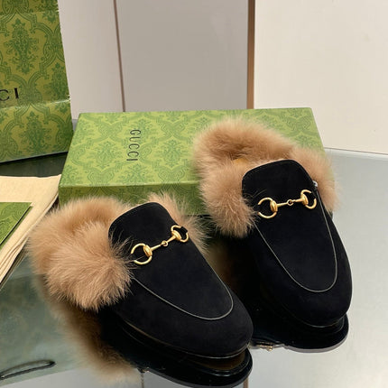 HORSEBIT MULE IN BLACK SUEDE AND LAMB WOOL LINING