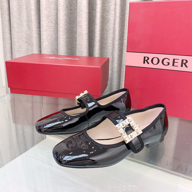 TRÈS VIVIER MARY JANE BLACK PATENT CALFSKIN CRYSTAL BUCKLE