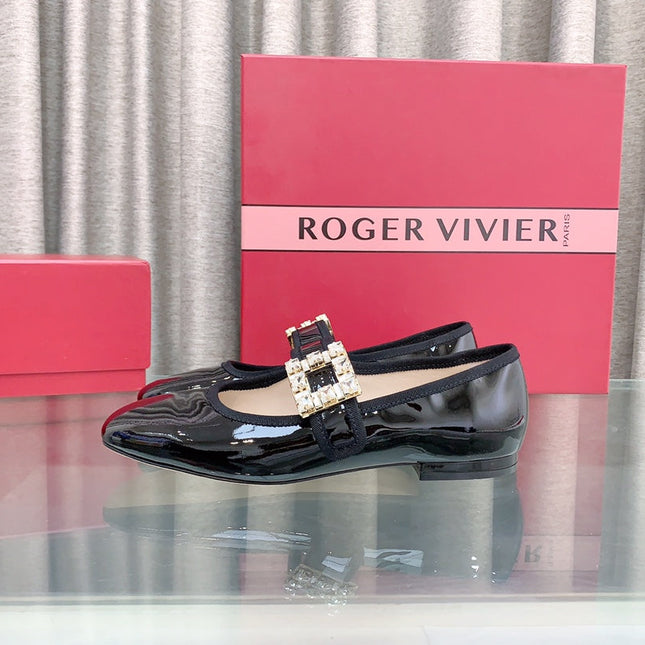 TRÈS VIVIER MARY JANE BLACK PATENT CALFSKIN CRYSTAL BUCKLE