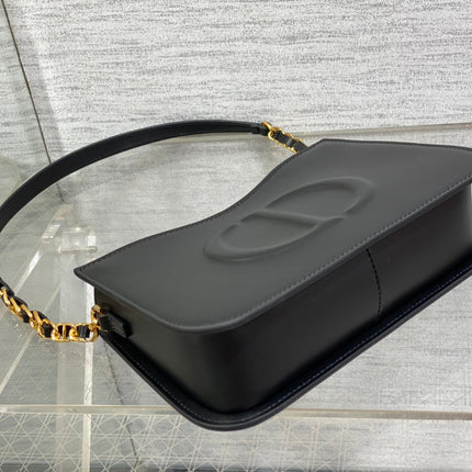 HOBO SIGNATURE 23  BAG IN BLACK LAMBSKIN