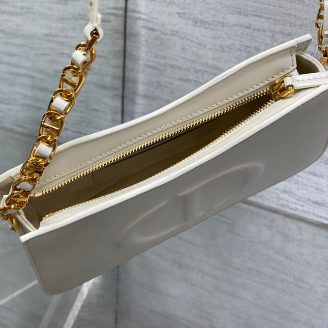 HOBO SIGNATURE 23  BAG IN WHITE LAMBSKIN