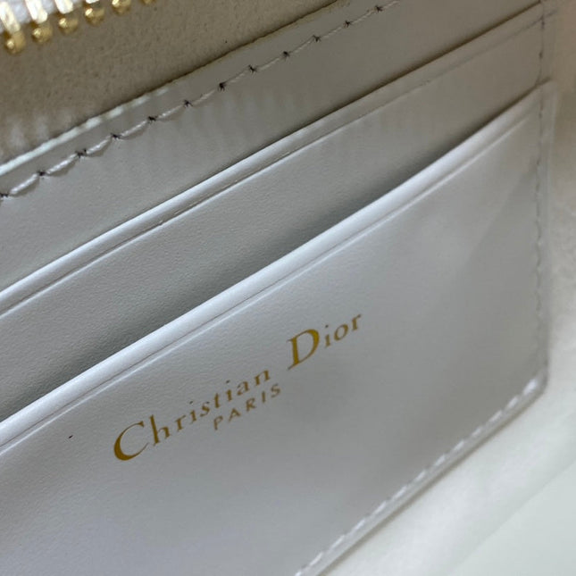 HOBO SIGNATURE 23  BAG IN WHITE LAMBSKIN