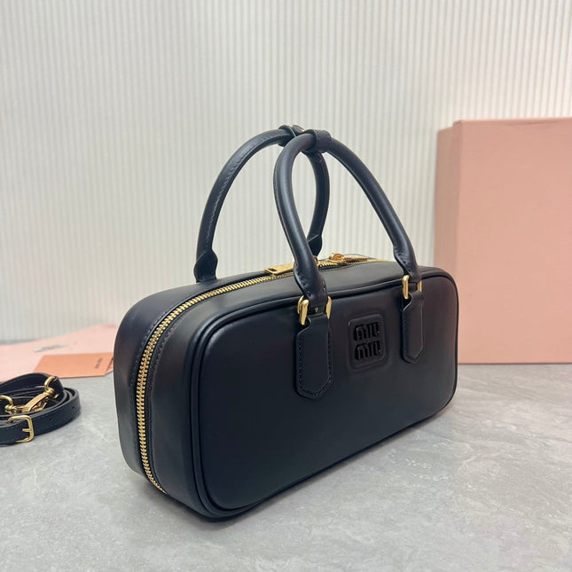 ARCADIE BAG 27 IN BLACK SHINY CALFSKIN