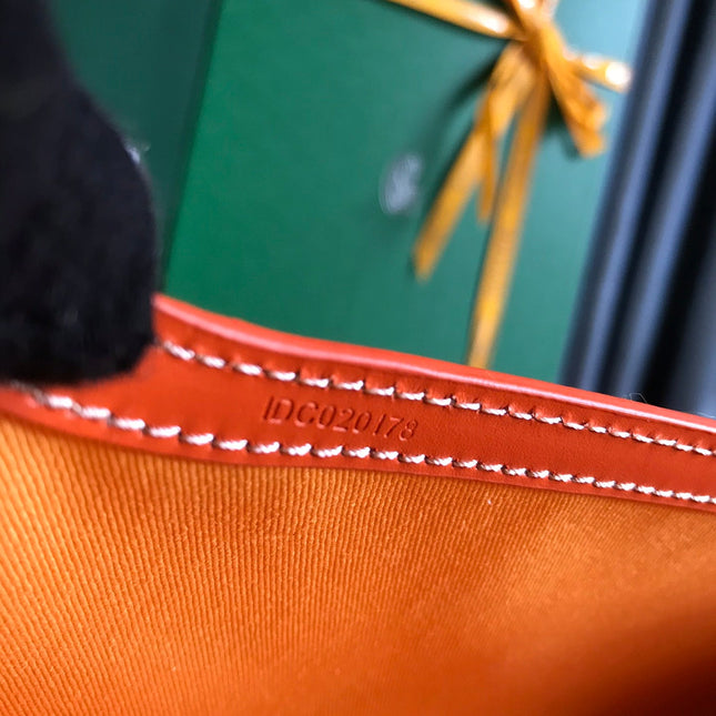 MONTE-CARLO PM CLUTCH 25 IN ORANGE GOYARDINE CANVAS