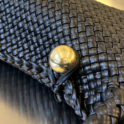 TOSCA 27 BAG IN BLACK CALFSKIN