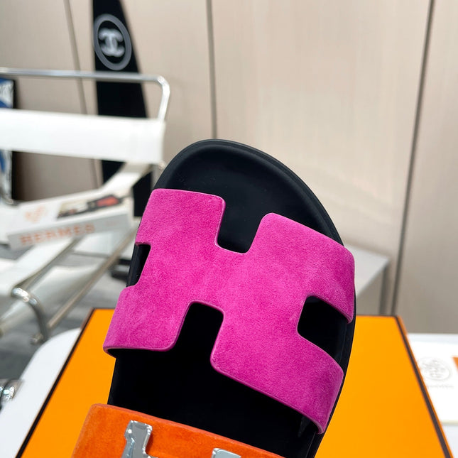 HM CHYPRE SANDAL PINK AND FIRE WITH H-BUCKLE SUEDE