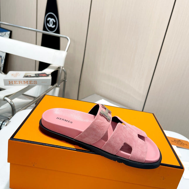 HM CHYPRE SANDAL LIGHT PINK WITH H-BUCKLE SUEDE