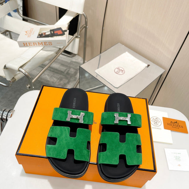 HM CHYPRE SANDAL DARK GREEN WITH H-BUCKLE SUEDE