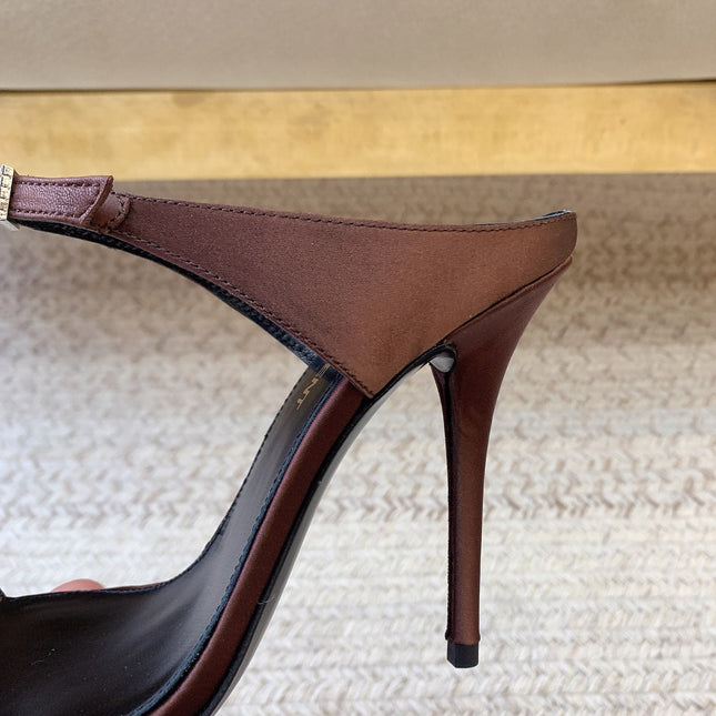 GAP CRYSTAL-BUCKLE SLIDE SANDALS IN SHIRAZ RED SILK