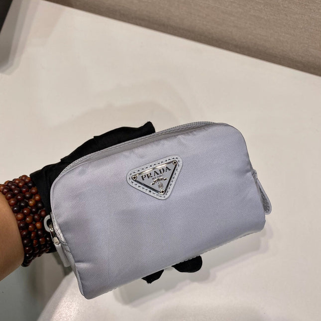 PRA CLUTCH 12 IN LIGHT GREY RE-NYLON