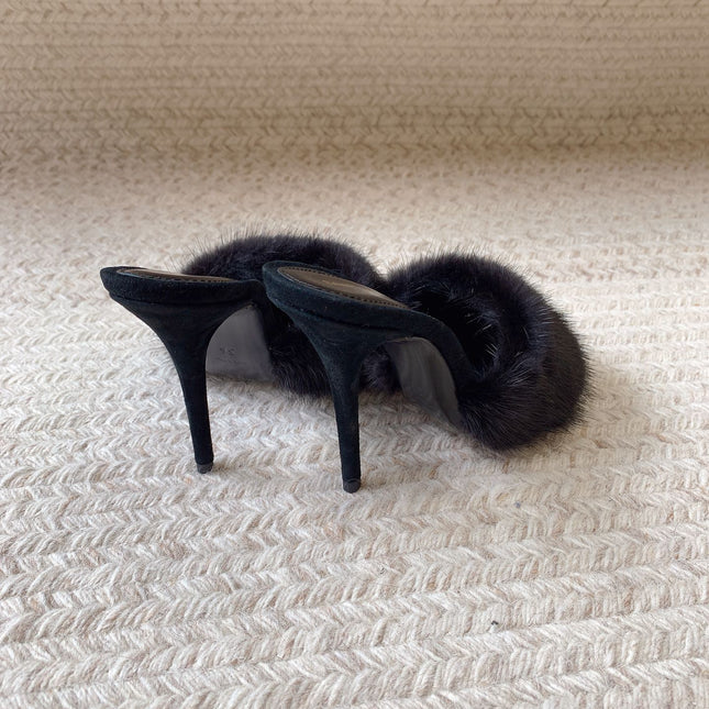 LA 16 HEELED MULES IN BLACK RABBIT FUR AND SMOOTH LAMBSKIN