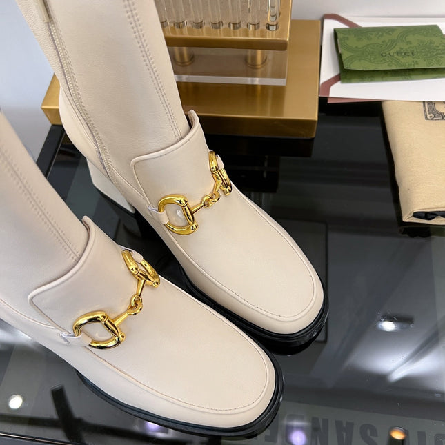 GG HORSEBIT ANKLE BOOTS IN WHITE SHEEPSKIN