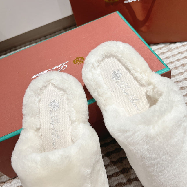 LP NATURAL WINTERCOZY WOOL WHITE SLIPPERS